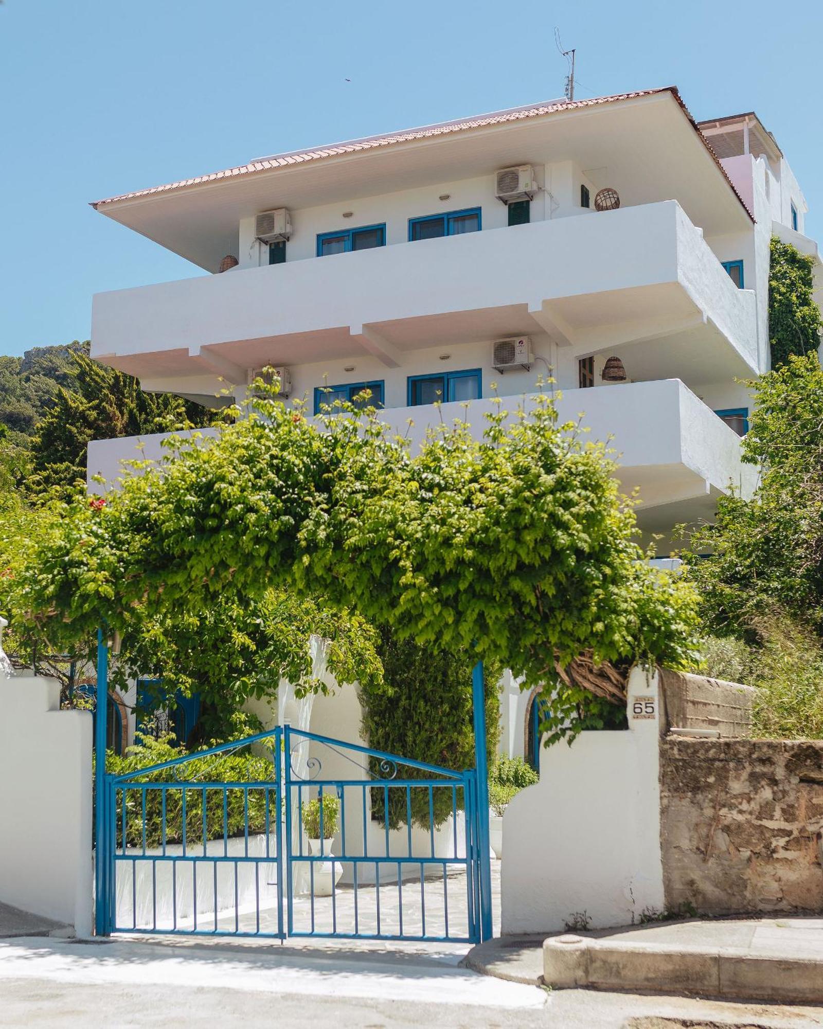 Hotel Nathalie Иксиа Экстерьер фото